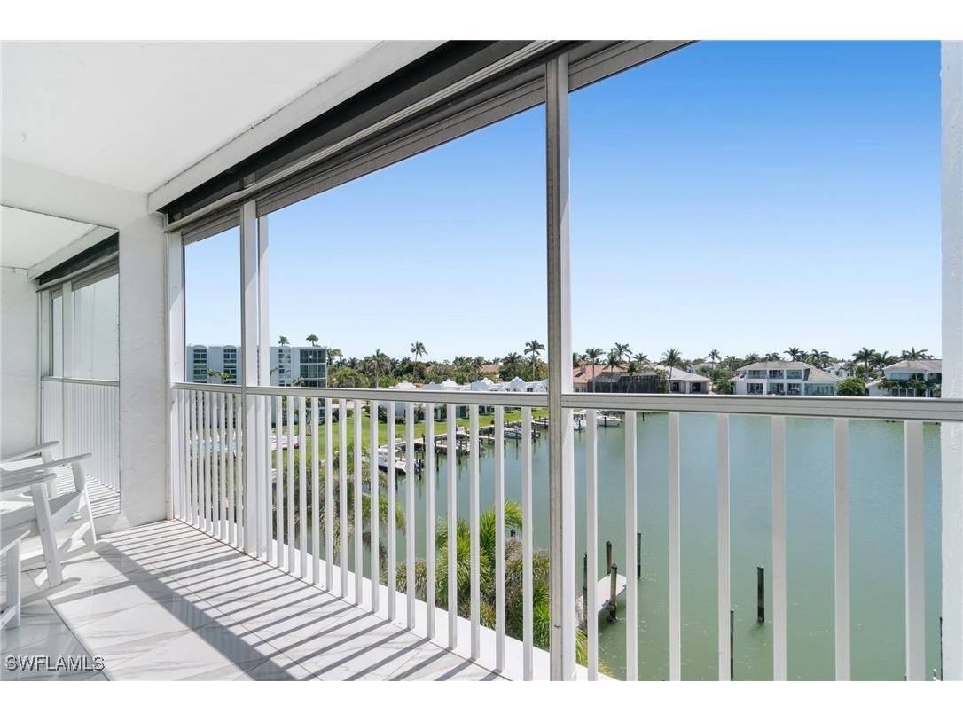 300 Park Shore Drive #4C Naples FL 34103 225084579 image1