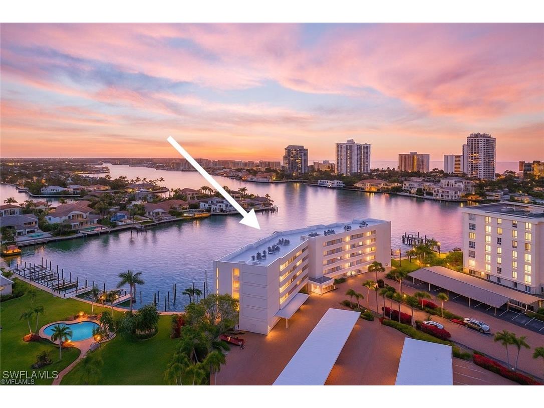300 Park Shore Drive #5B Naples FL 34103 225078382 image1