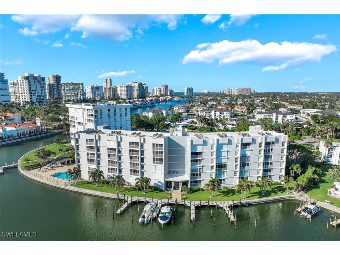300 Park Shore Drive #5C Naples FL 34103 224103706 image1