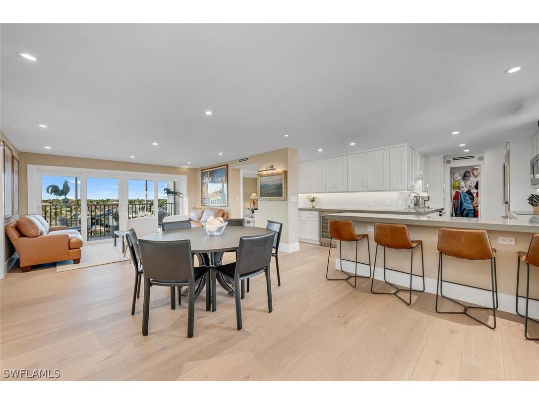 300 Park Shore Drive #PHA6 Naples FL 34103 226009522 image4