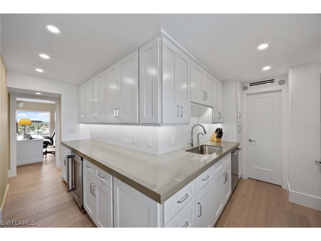 300 Park Shore Drive #PHA6 Naples FL 34103 226009522 image9