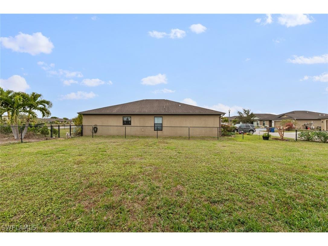 300 Shadow Lakes Drive Lehigh Acres FL 33974 226009555 image28