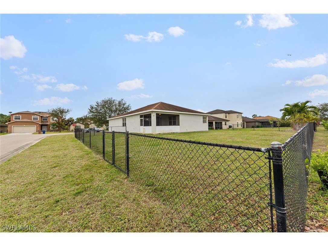 300 Shadow Lakes Drive Lehigh Acres FL 33974 226009555 image29