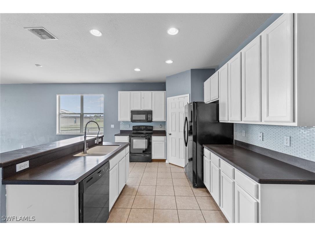 300 Shadow Lakes Drive Lehigh Acres FL 33974 226009555 image9