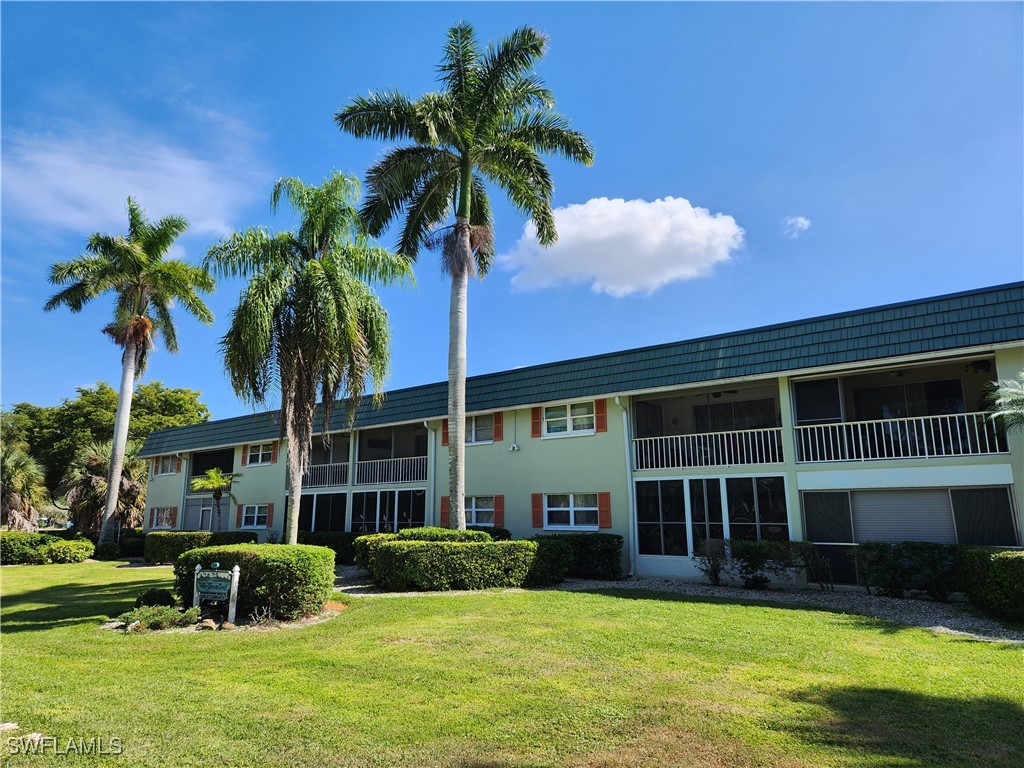 300 Valley Stream Drive #D-5 Naples FL 34113 225071230 image8