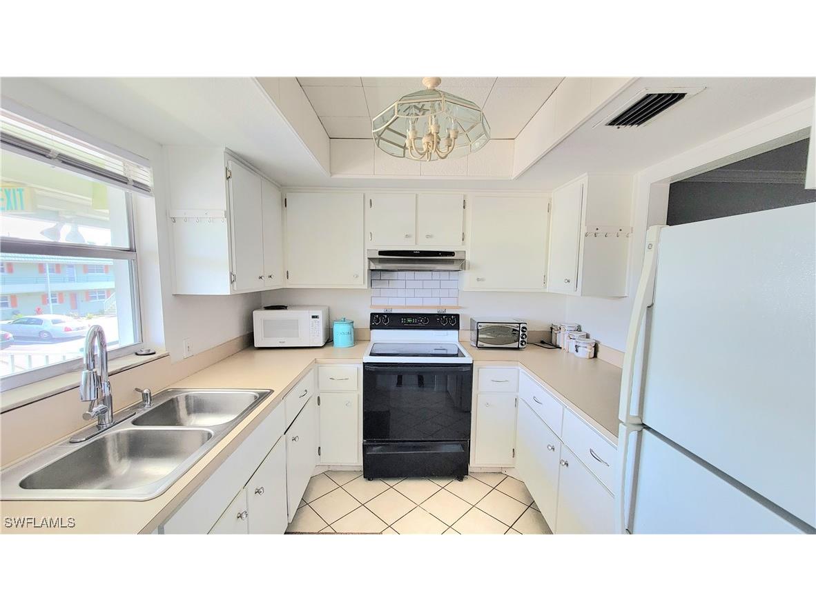 300 Valley Stream Dr #A7 Naples FL 34113 225083112 image33