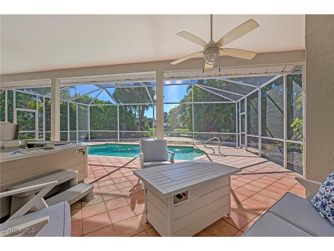 300 Wentworth Court Naples FL 34104 225073689 image10