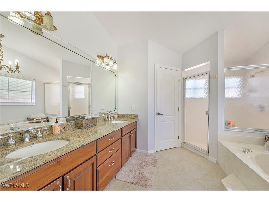 300 Wentworth Court Naples FL 34104 225073689 image13