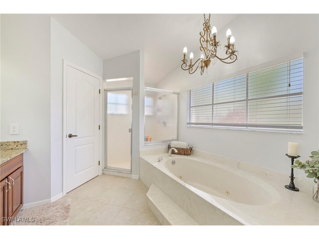 300 Wentworth Court Naples FL 34104 225073689 image14