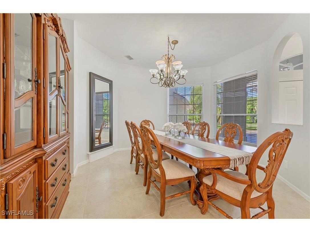 300 Wentworth Court Naples FL 34104 225073689 image20