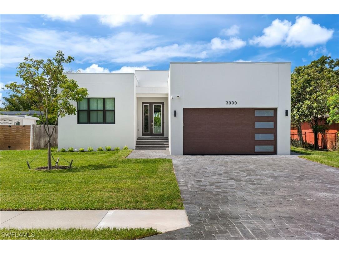 3000 Estey Avenue Naples FL 34104 223078044 image1