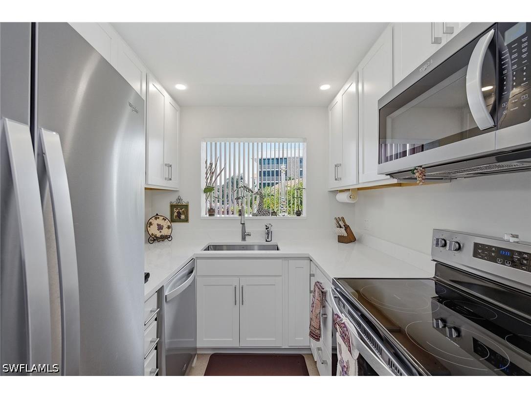 3000 Gulf Shore Boulevard N #101 Naples FL 34103 226021019 image14