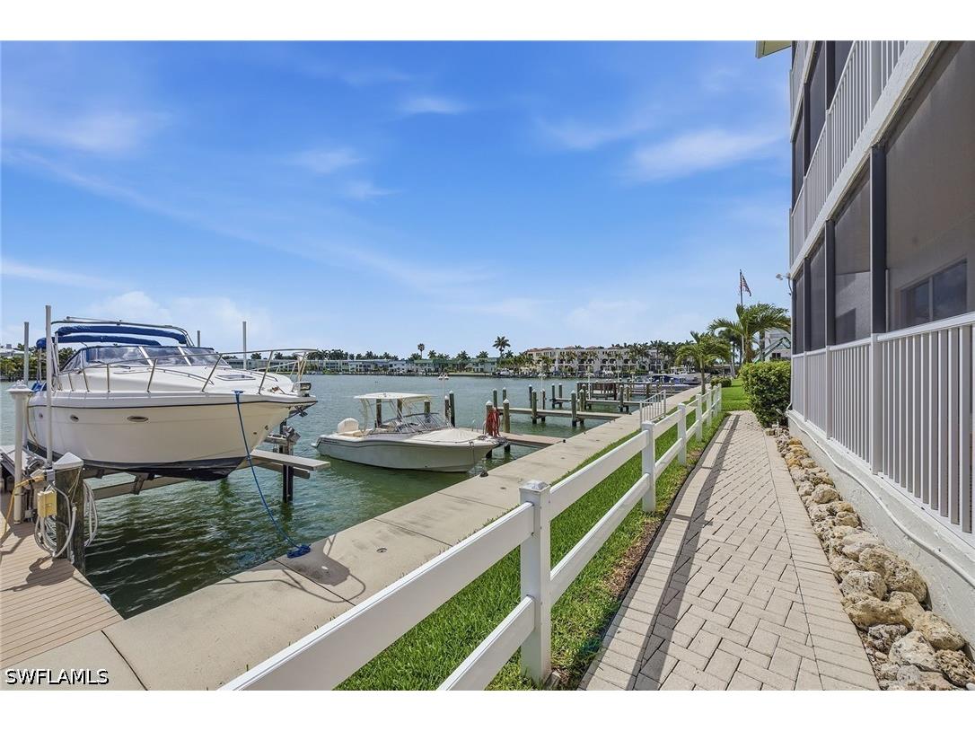 3000 Gulf Shore Boulevard N #101 Naples FL 34103 226021019 image20