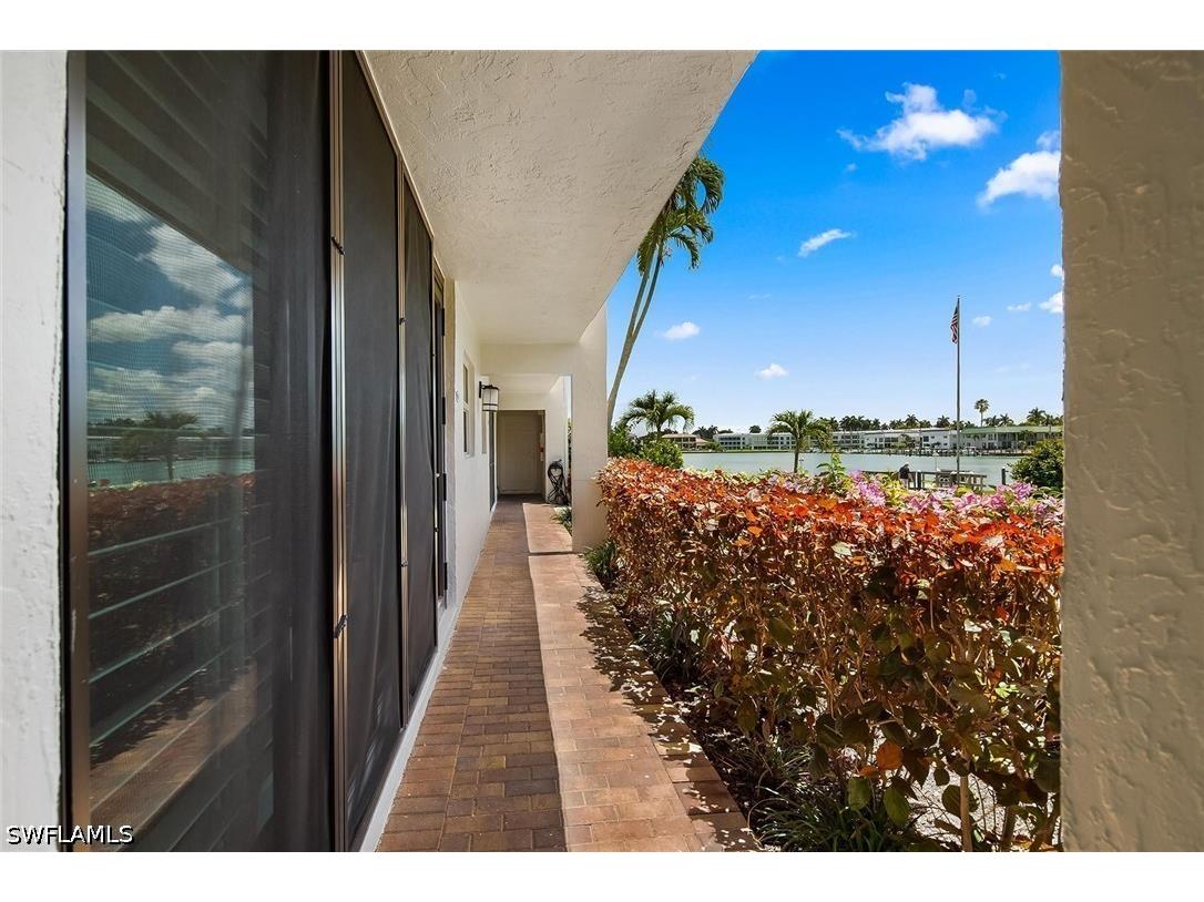 3000 Gulf Shore Boulevard N #103 Naples FL 34103 226017381 image2