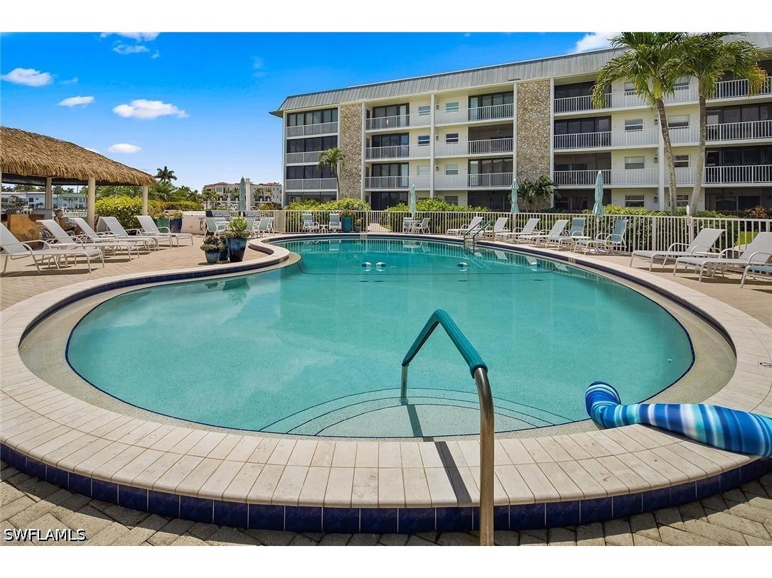 3000 Gulf Shore Boulevard N #103 Naples FL 34103 226017381 image21