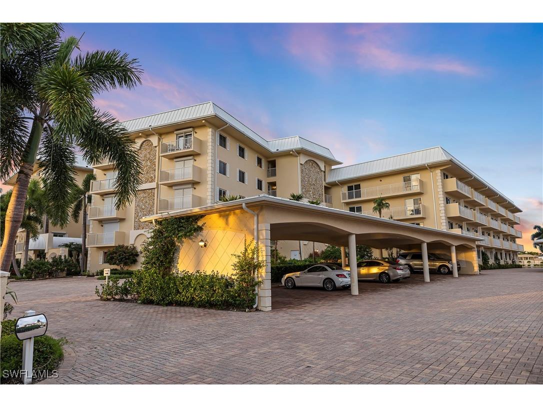 3000 Gulf Shore Boulevard N #211 Naples FL 34103 225078704 image2