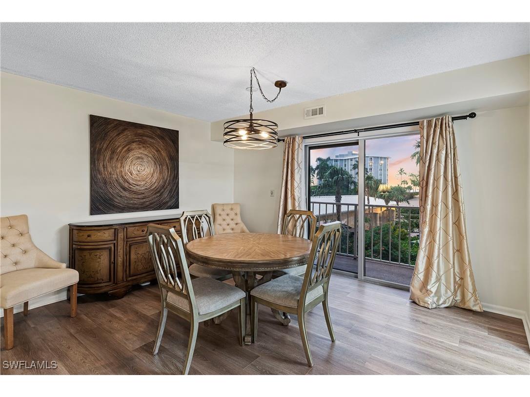 3000 Gulf Shore Boulevard N #211 Naples FL 34103 225078704 image25