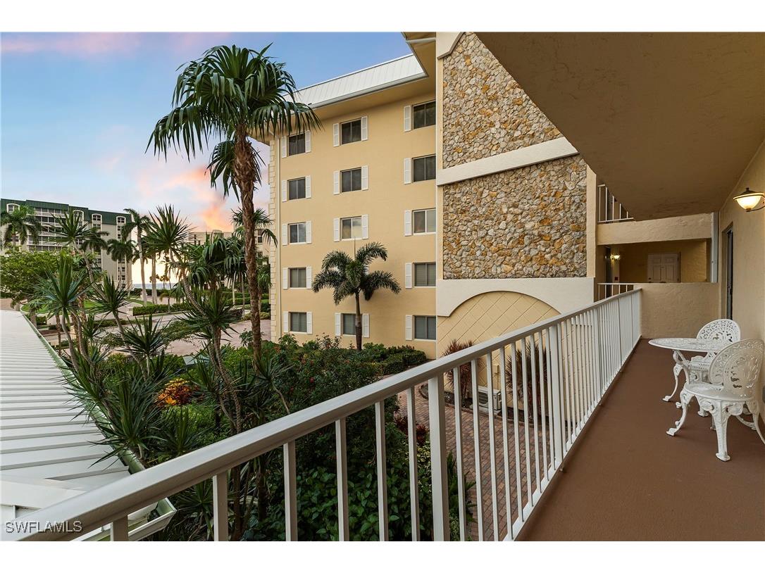3000 Gulf Shore Boulevard N #211 Naples FL 34103 225078704 image29
