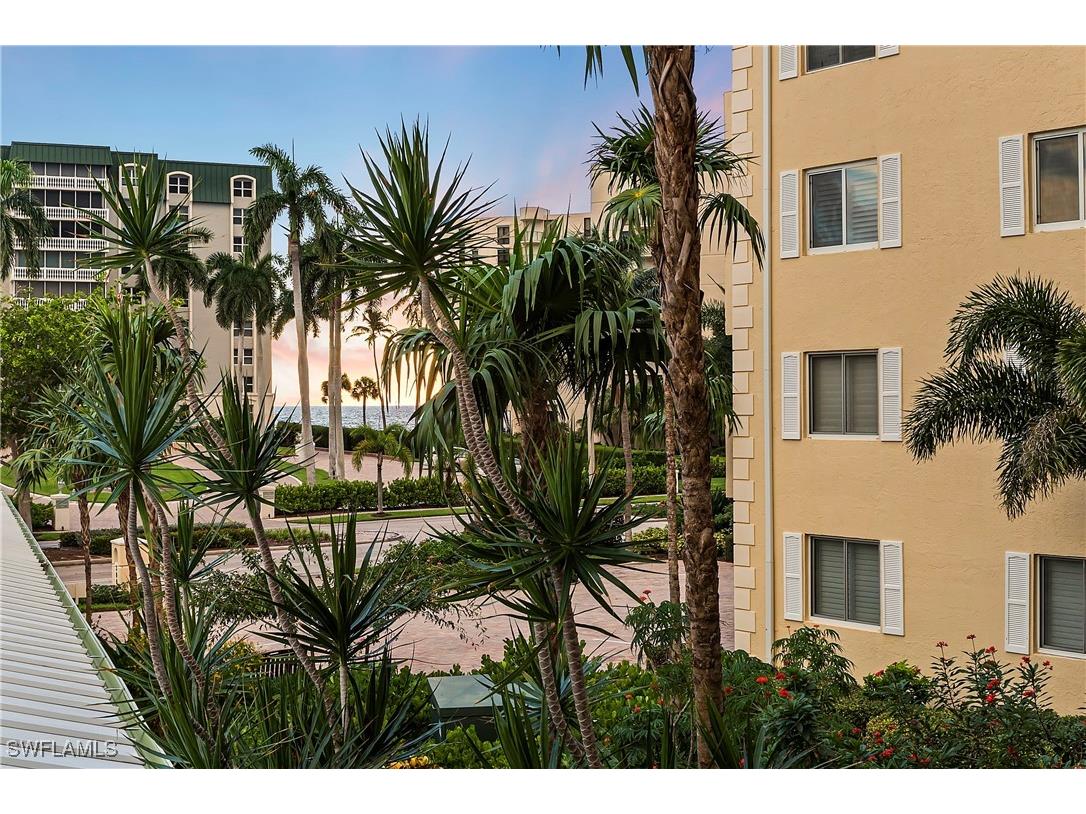 3000 Gulf Shore Boulevard N #211 Naples FL 34103 225078704 image30