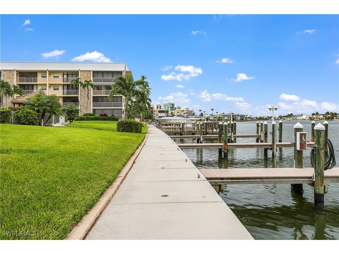 3000 Gulf Shore Boulevard N #211 Naples FL 34103 225078704 image35