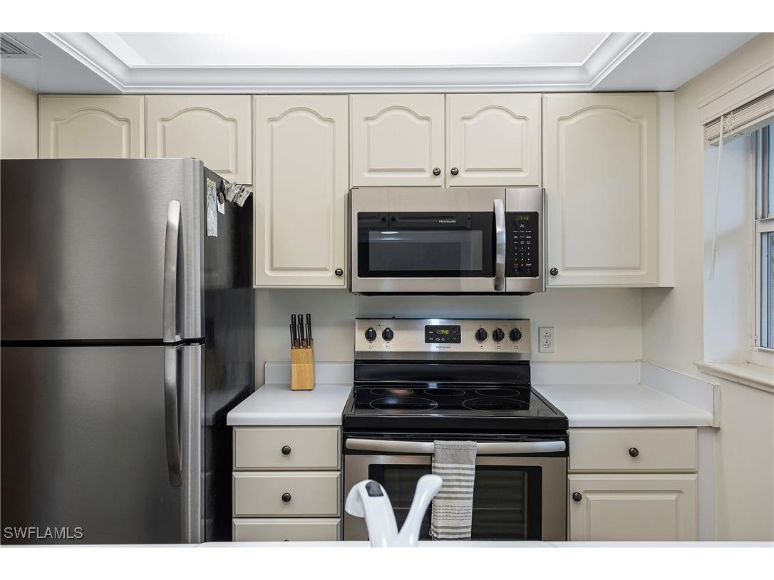 3000 Gulf Shore Boulevard N #211 Naples FL 34103 225078704 image9