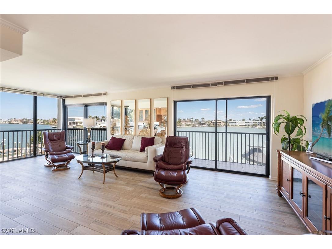 3000 Gulf Shore Boulevard N #216 Naples FL 34103 223022242 image1