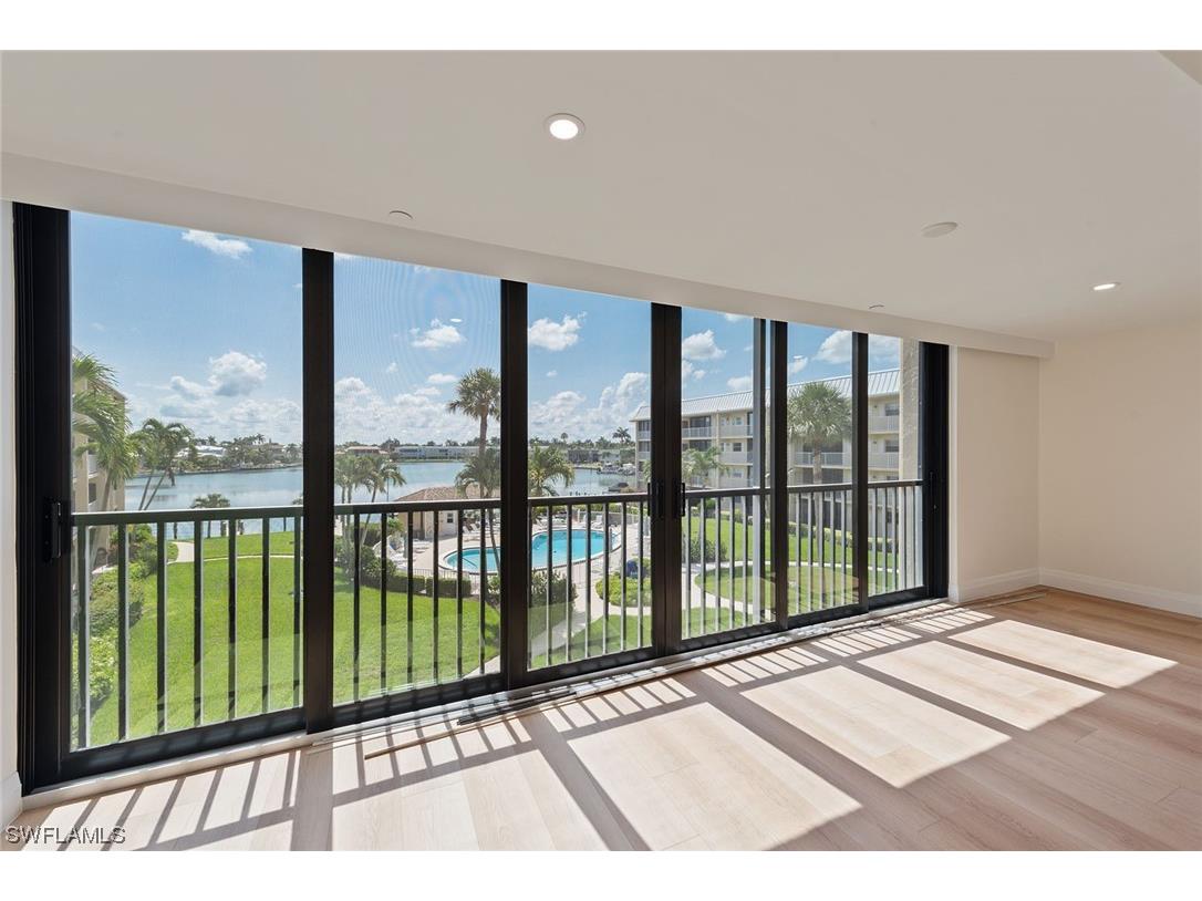 3000 Gulf Shore Boulevard N #307 Naples FL 34103 223049358 image1