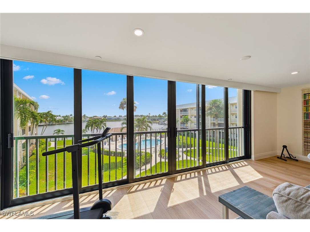 3000 Gulf Shore Boulevard N #307 Naples FL 34103 225073408 image1