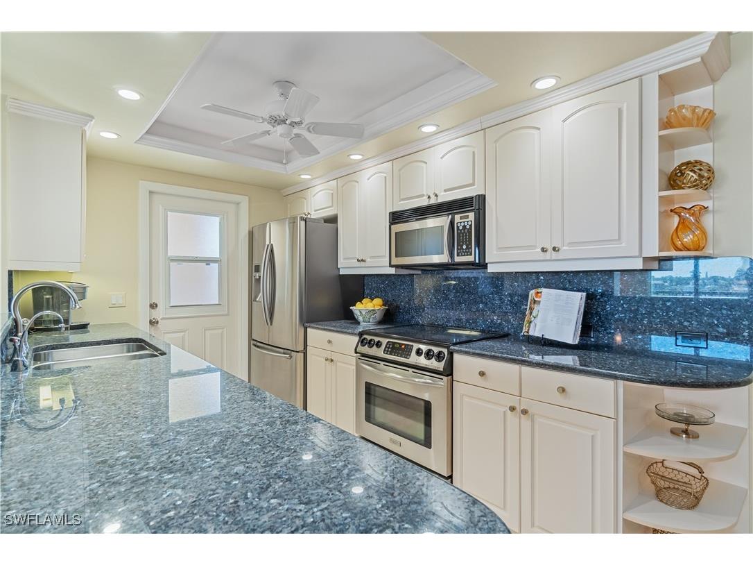 3000 Gulf Shore Boulevard N #410 Naples FL 34103 225070582 image9