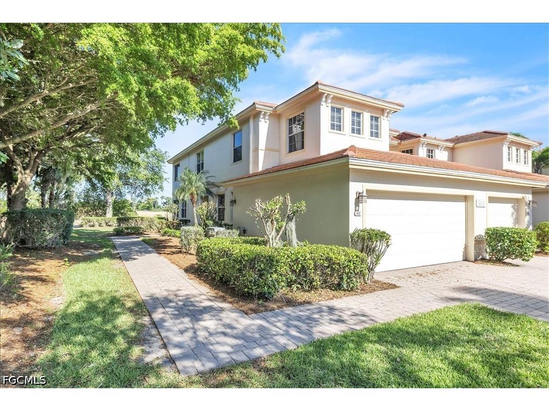 3000 Meandering Way #101 Fort Myers FL 33905 2026018865 image2