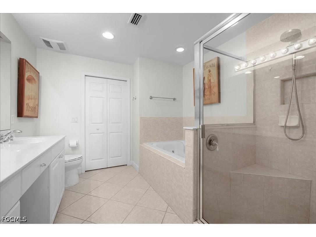 3000 Meandering Way #101 Fort Myers FL 33905 2026018865 image22