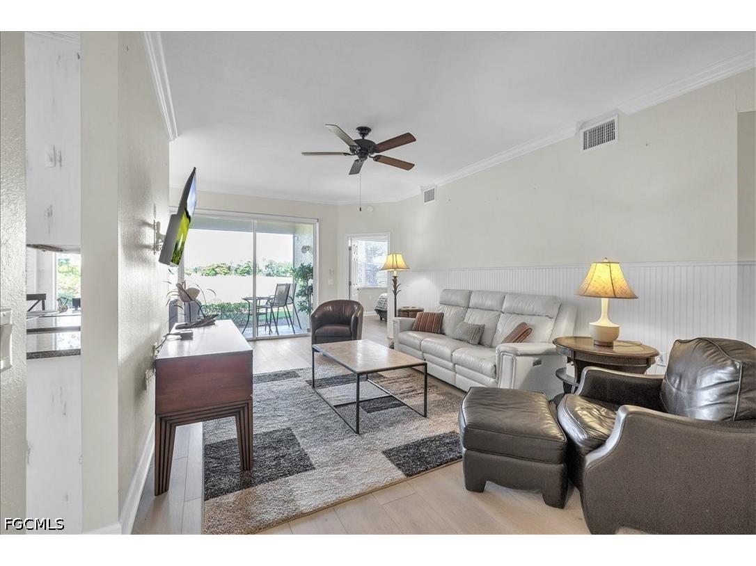 3000 Meandering Way #101 Fort Myers FL 33905 2026018865 image6