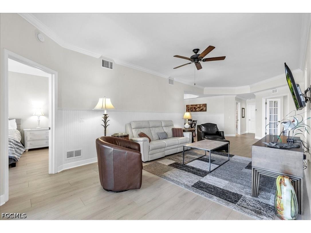 3000 Meandering Way #101 Fort Myers FL 33905 2026018865 image7