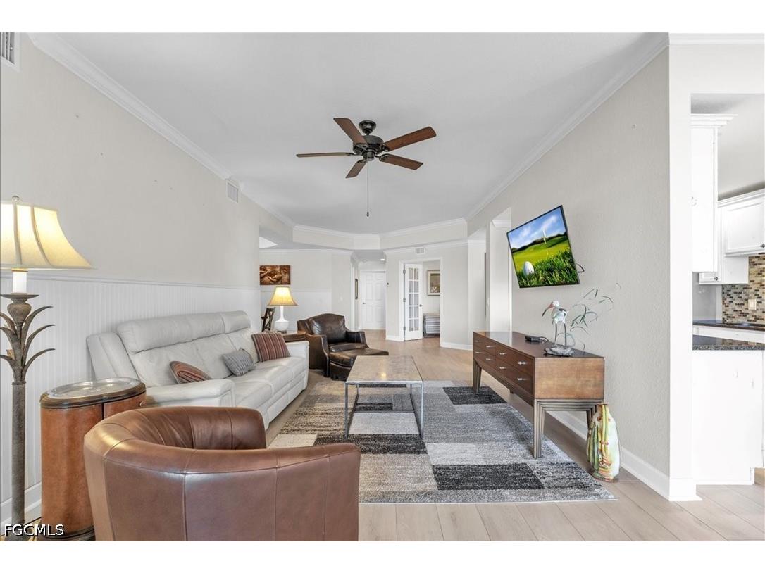 3000 Meandering Way #101 Fort Myers FL 33905 2026018865 image8