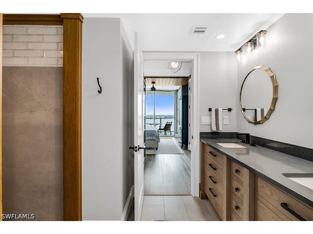 3000 Oasis Grand Boulevard #1004 Fort Myers FL 33916 226011938 image12