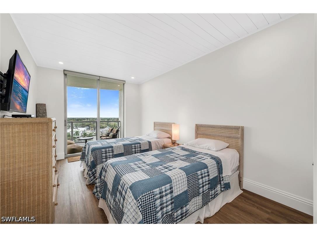 3000 Oasis Grand Boulevard #1004 Fort Myers FL 33916 226011938 image16