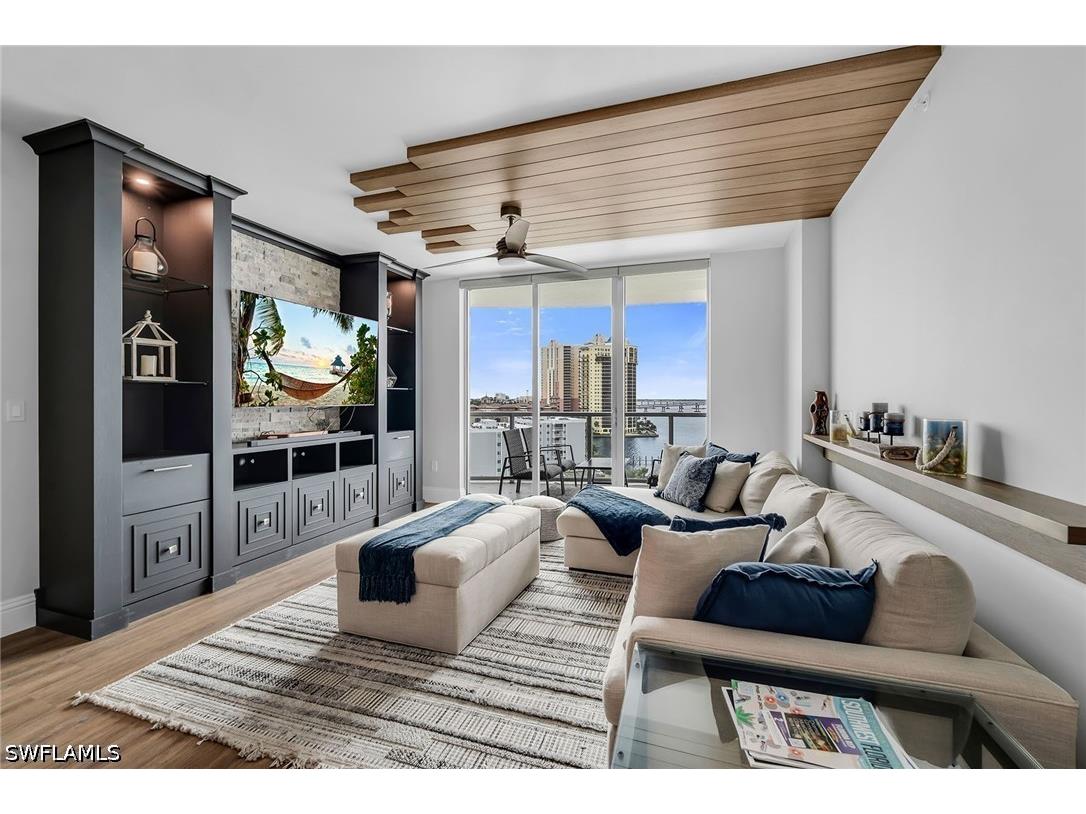 3000 Oasis Grand Boulevard #1004 Fort Myers FL 33916 226011938 image2