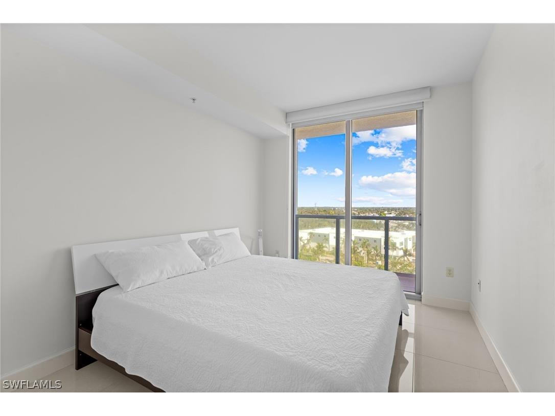 3000 Oasis Grand Boulevard #1101 Fort Myers FL 33916 226009819 image6