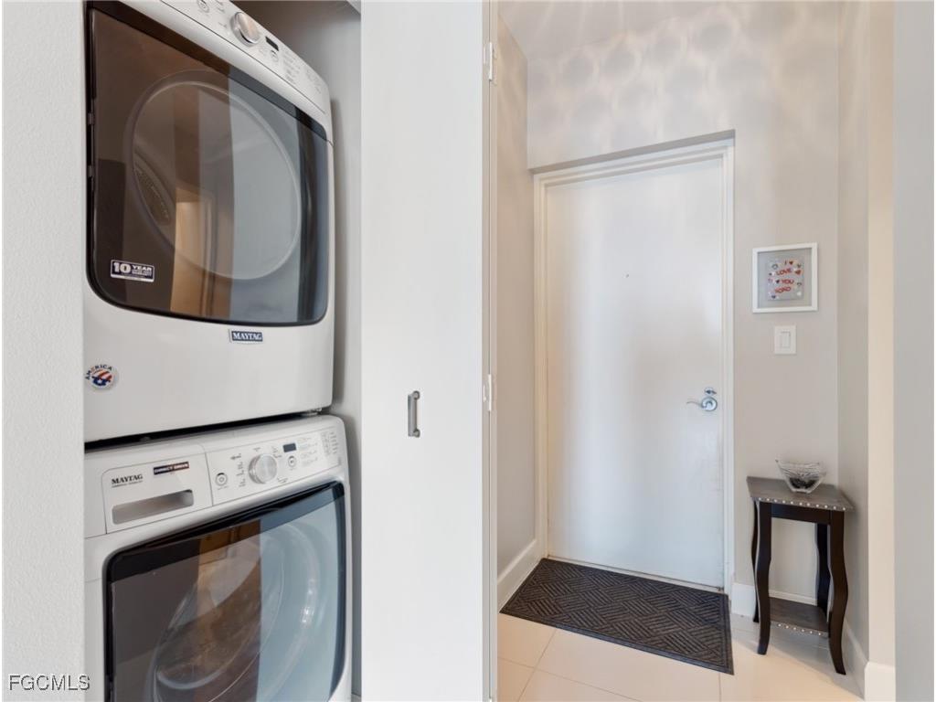 3000 Oasis Grand Boulevard #1206 Fort Myers FL 33916 2025025577 image16