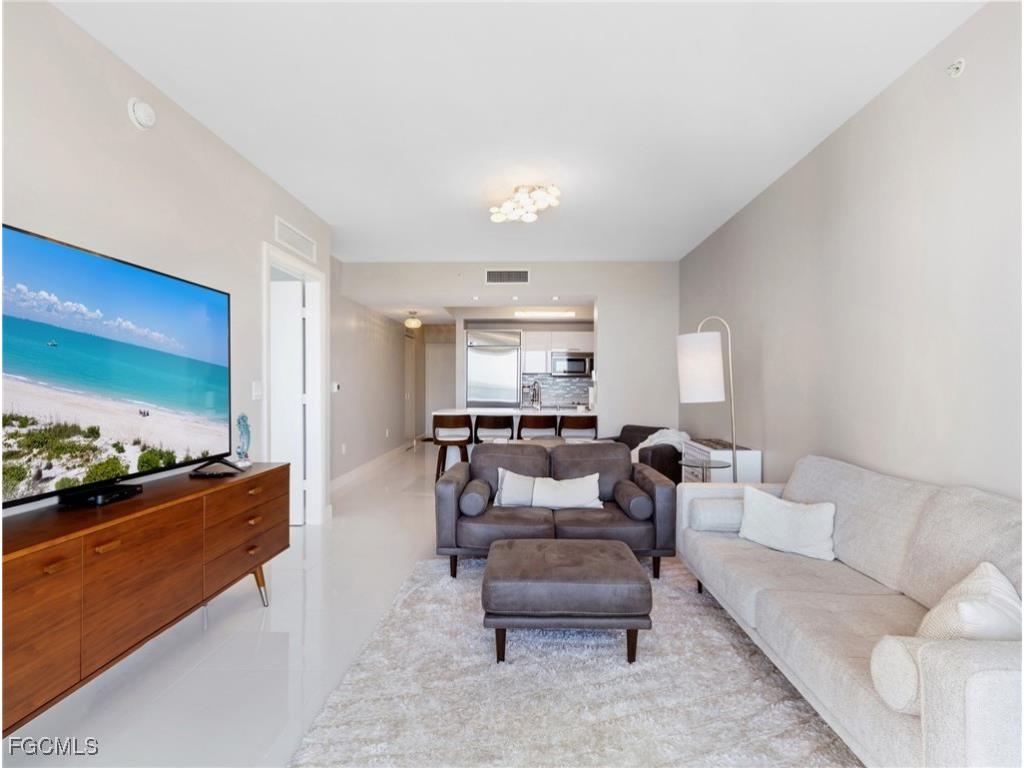 3000 Oasis Grand Boulevard #1206 Fort Myers FL 33916 2025025577 image6