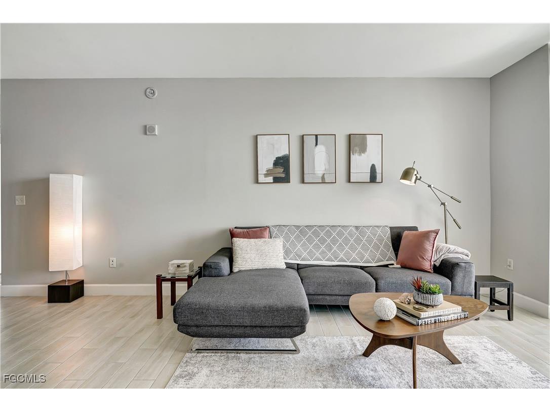 3000 Oasis Grand Boulevard #1401 Fort Myers FL 33916 2025019610 image10