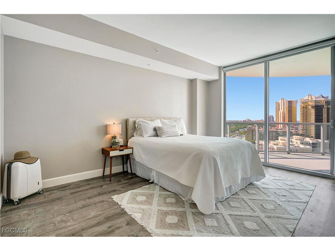 3000 Oasis Grand Boulevard #1401 Fort Myers FL 33916 2025019610 image19