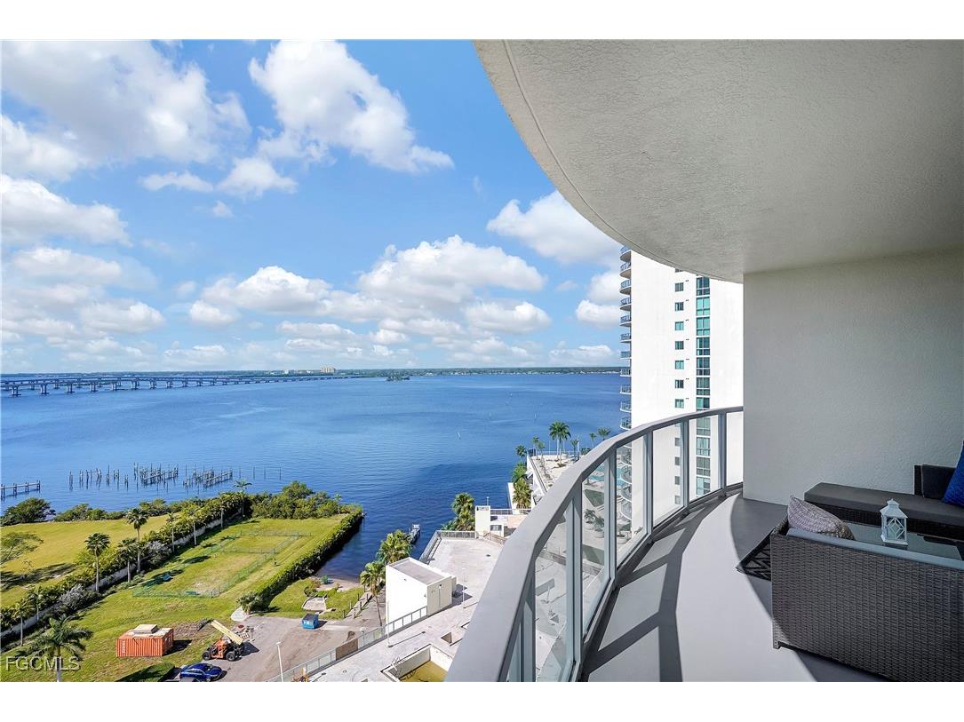 3000 Oasis Grand Boulevard #1401 Fort Myers FL 33916 2025019610 image20