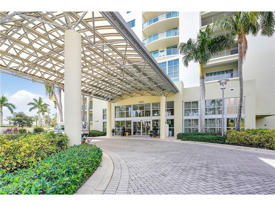 3000 Oasis Grand Boulevard #1401 Fort Myers FL 33916 2025019610 image3