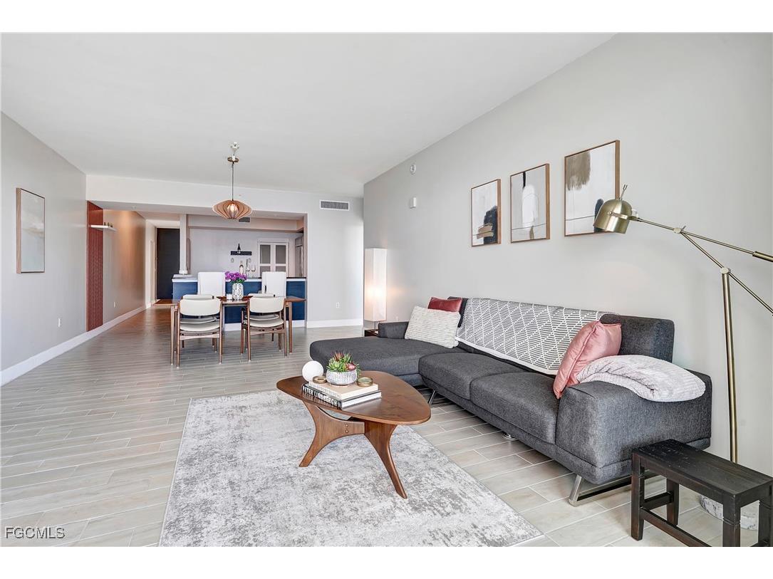 3000 Oasis Grand Boulevard #1401 Fort Myers FL 33916 2025019610 image7