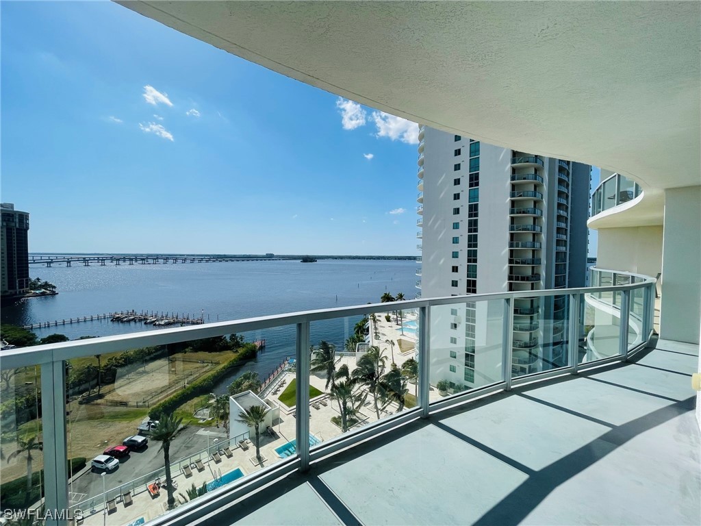 3000 Oasis Grand Boulevard #1403 Fort Myers FL 33916 223019737 image1