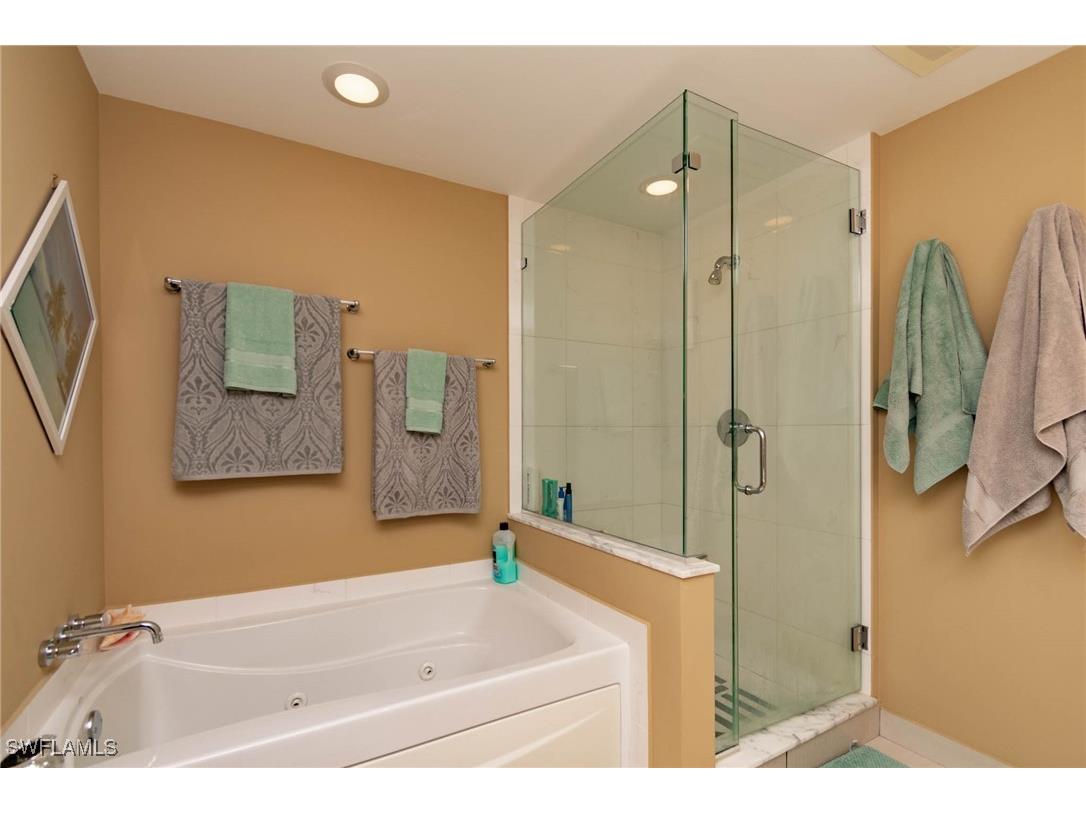 3000 Oasis Grand Boulevard #1406 Fort Myers FL 33916 225056414 image15