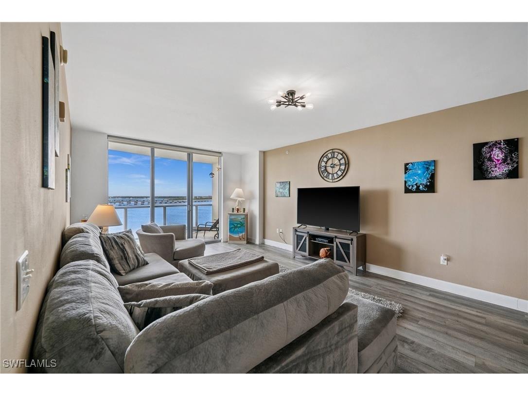 3000 Oasis Grand Boulevard #1702 Fort Myers FL 33916 225054815 image10