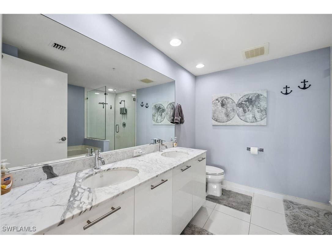 3000 Oasis Grand Boulevard #1702 Fort Myers FL 33916 225054815 image30