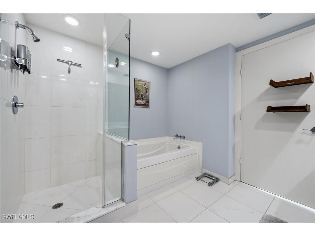 3000 Oasis Grand Boulevard #1702 Fort Myers FL 33916 225054815 image31